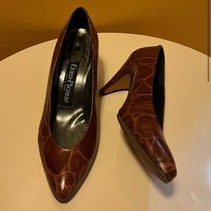 Vintage Brown Crocodile Print Leather Pointed Toe Heels size 6 Evan Picone